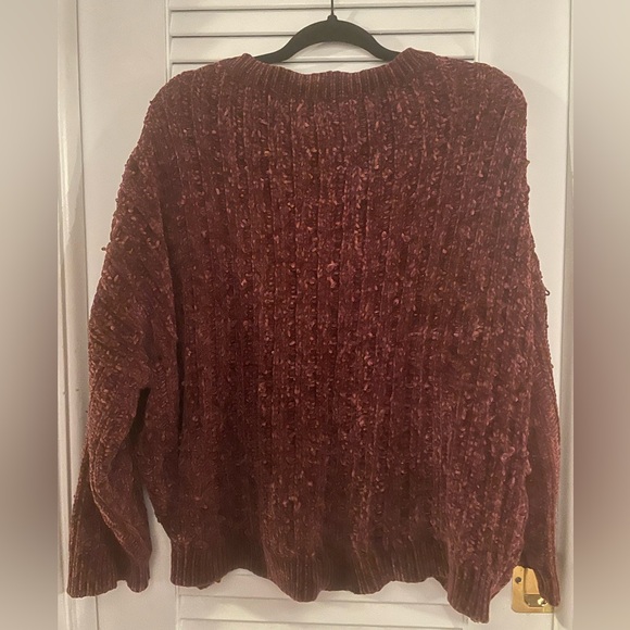 Wild Fable XL Cropped Chenille Maroon Sweater. V Neck, Perfect for Layering - Picture 3 of 6